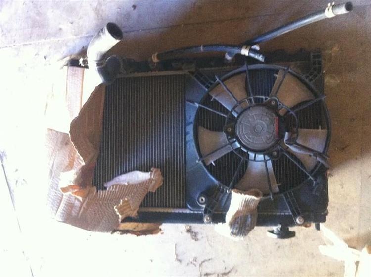 Радиатор основной Хонда Фит в Нальчике 1288