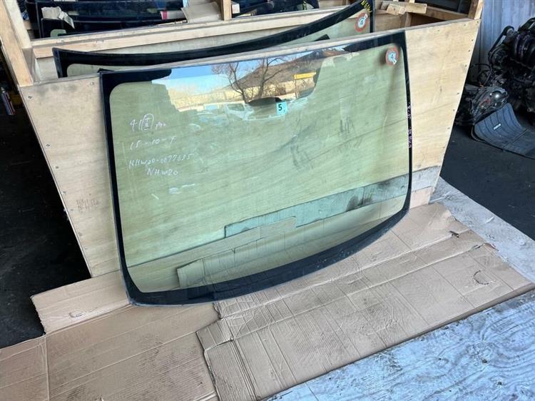 Лобовое стекло Тойота Приус в Нальчике 236521