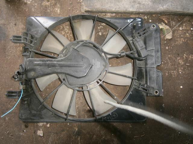 Диффузор радиатора Хонда СРВ в Нальчике 24032