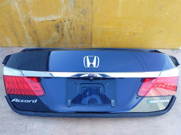 Крышка багажника Хонда Аккорд в Нальчике 50872